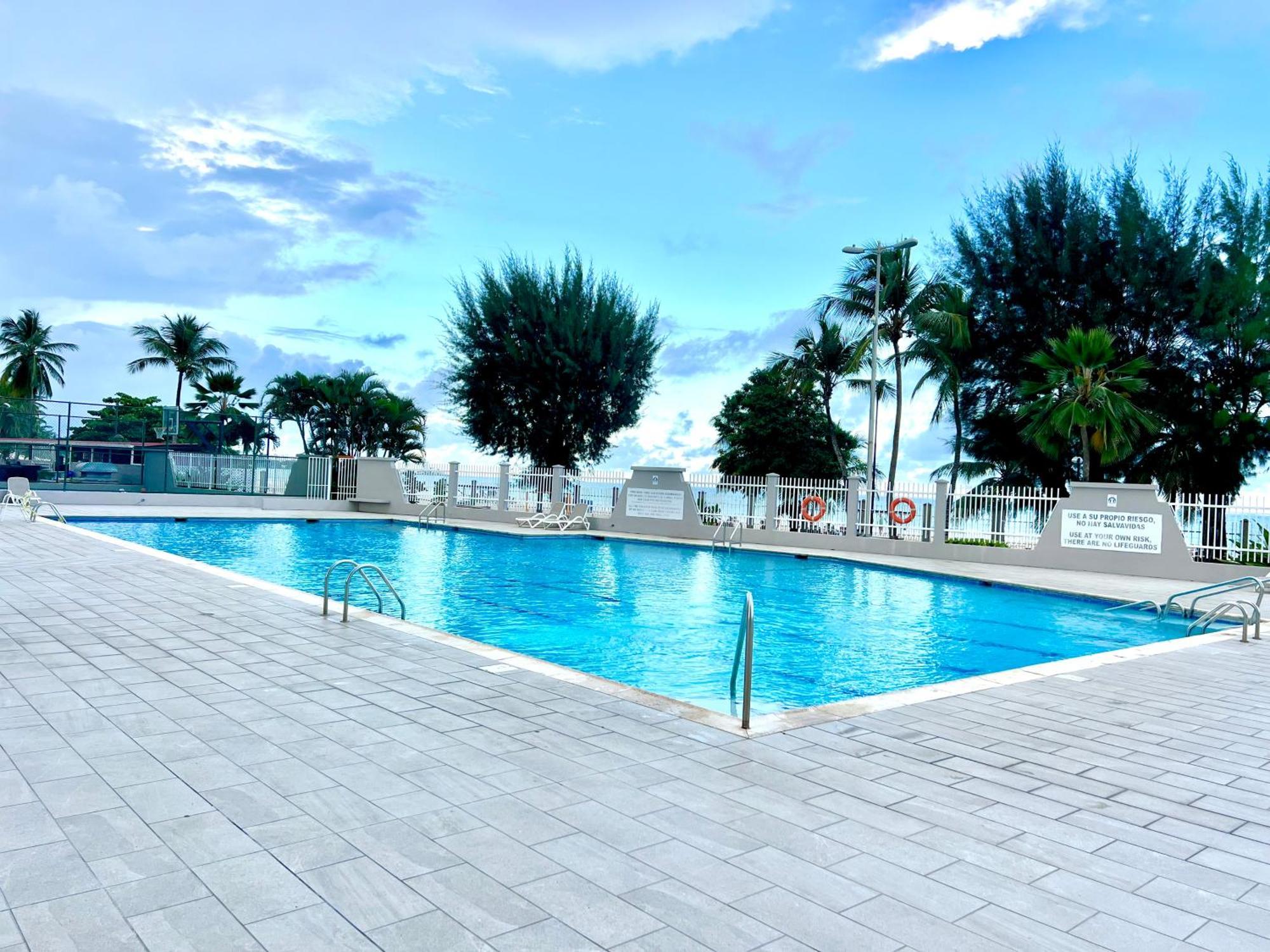 Ocean View Apt On Isla Verde In A 14Th Floor 圣胡安 外观 照片