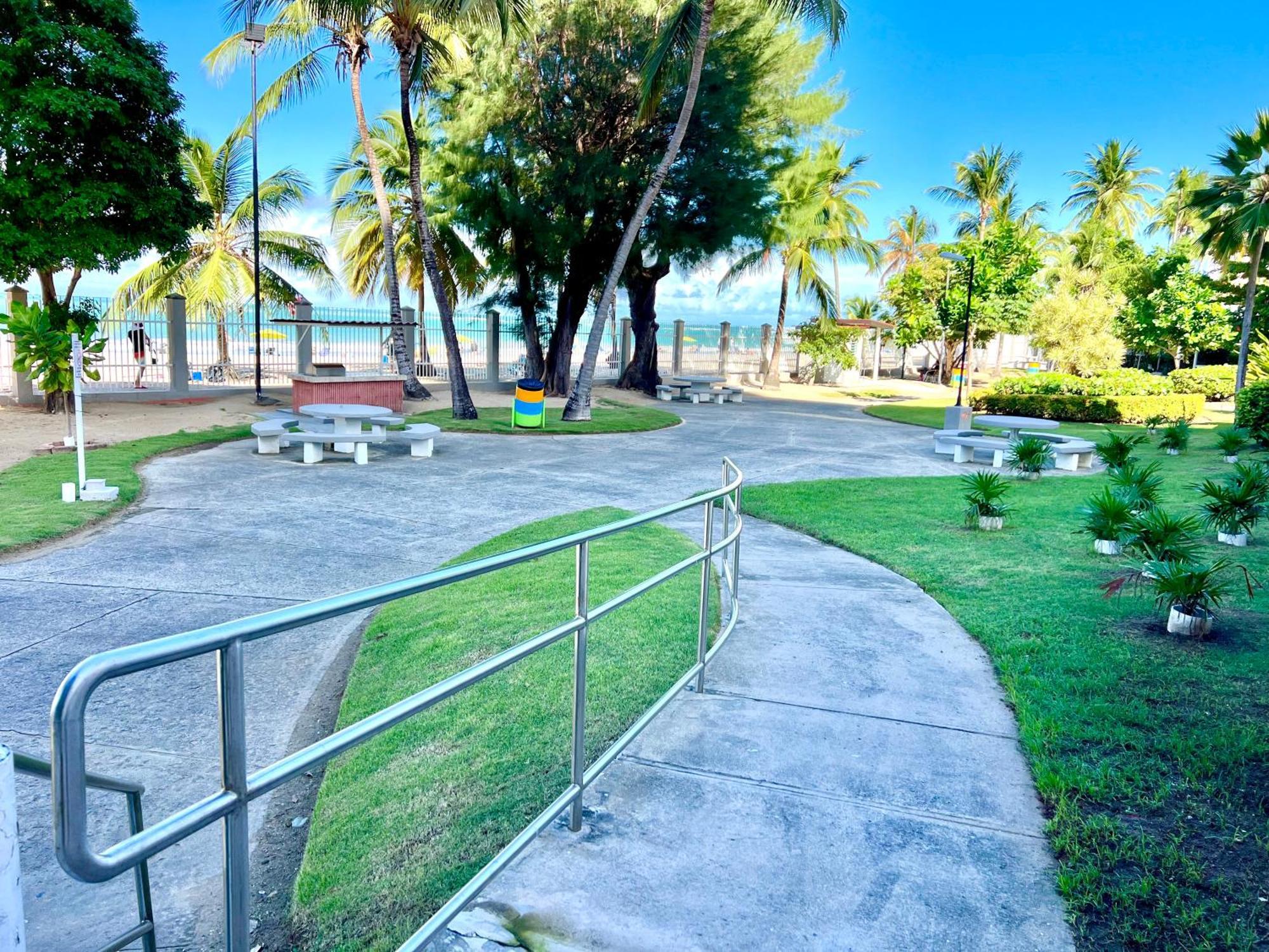 Ocean View Apt On Isla Verde In A 14Th Floor 圣胡安 外观 照片
